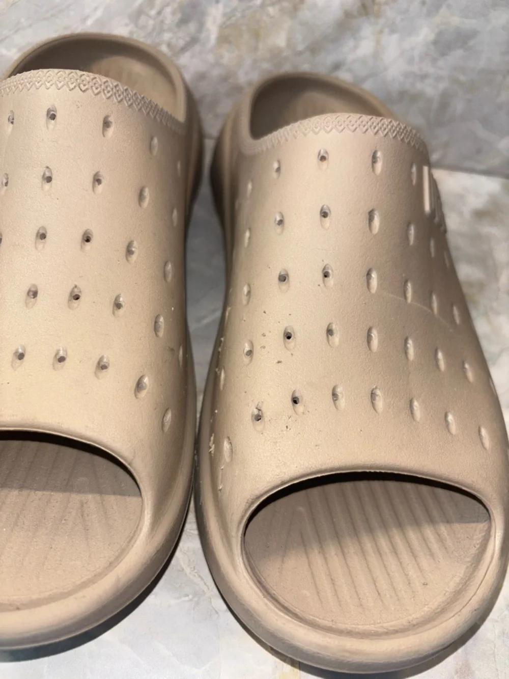 UGG Stone Beige slide it molded slip on